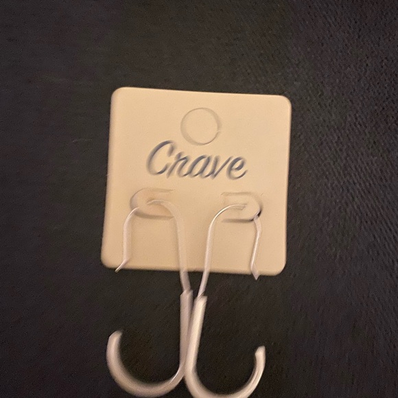 Silver hooks on silver fish hooks - Picture 6 of 6